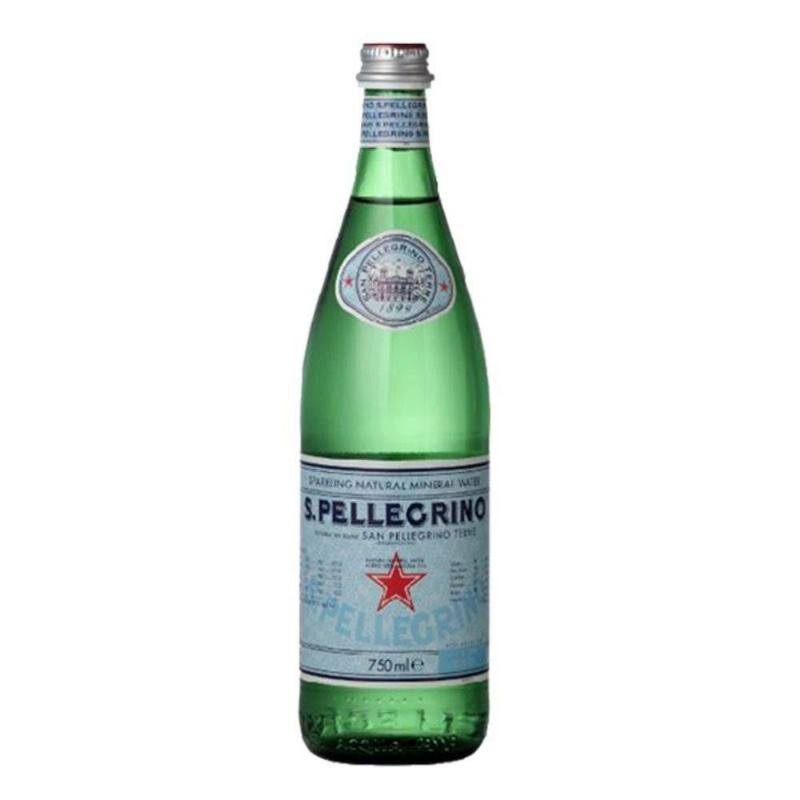 agua-Mineral-com-Gas-Sanpellegrino-750ml-s