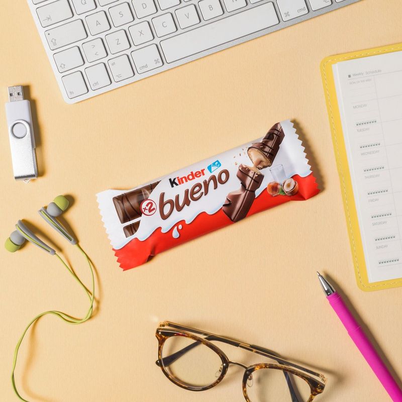 80052760---Kinder-Bueno-Chocolate-ao-Leite-wafer-1-pacote-com-2-unidades-43g---3.jpg